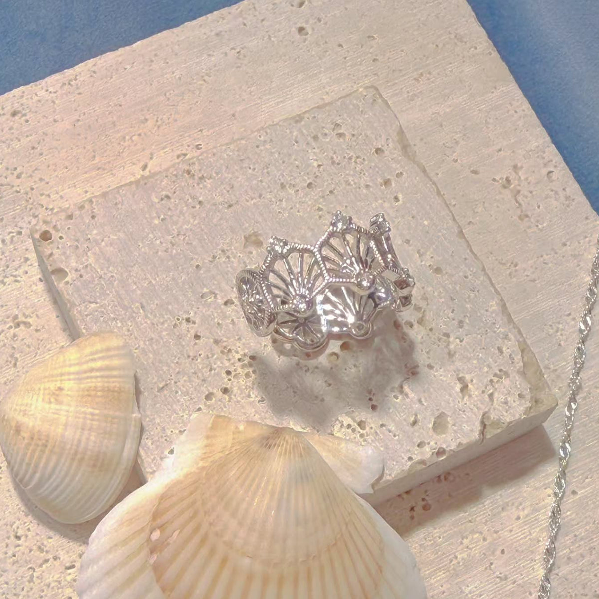 Seabed Shell Cluster Ring