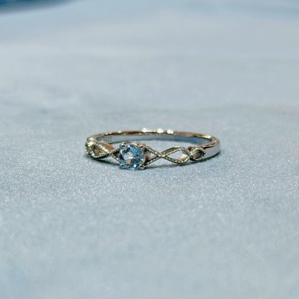 Swell Infinity Ring (Classic)