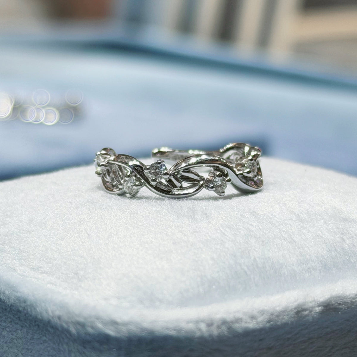 Swell Intertwined Ring