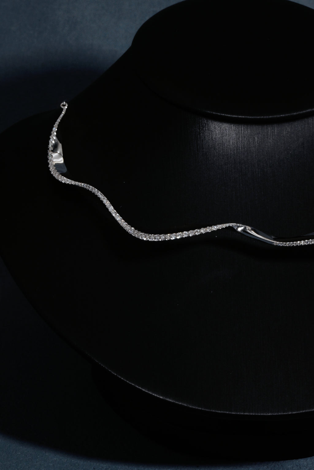 Glint Moissanite Choker