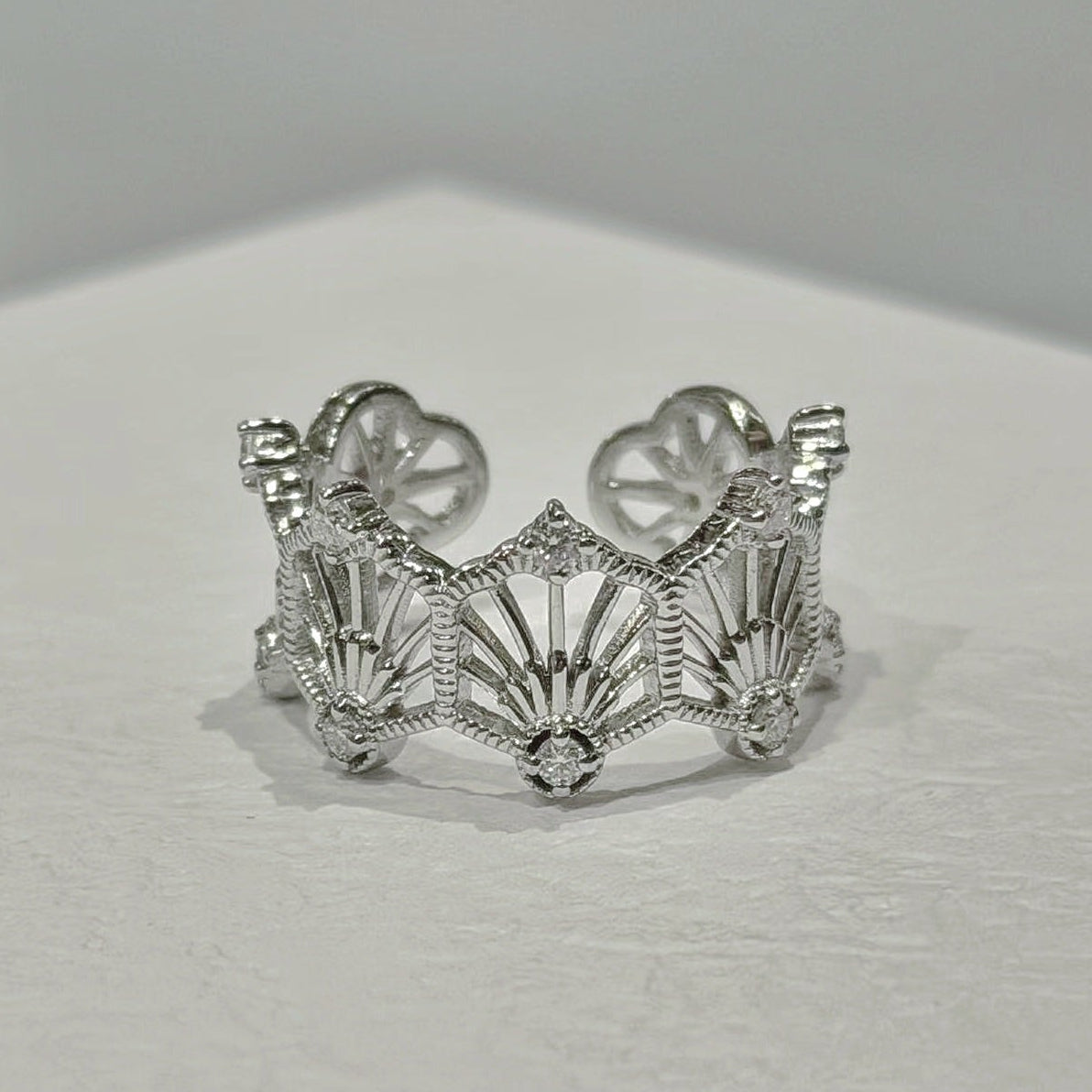 Seabed Shell Cluster Ring