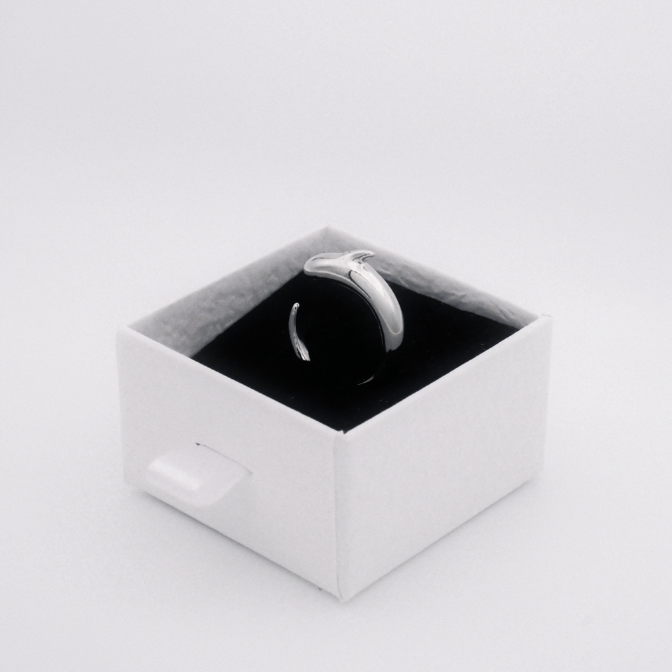 Shark Ring